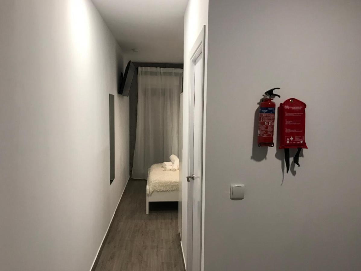 Pequeno Alojamiento Con Mini Piscina - No Climatizada Valencia Eksteriør billede