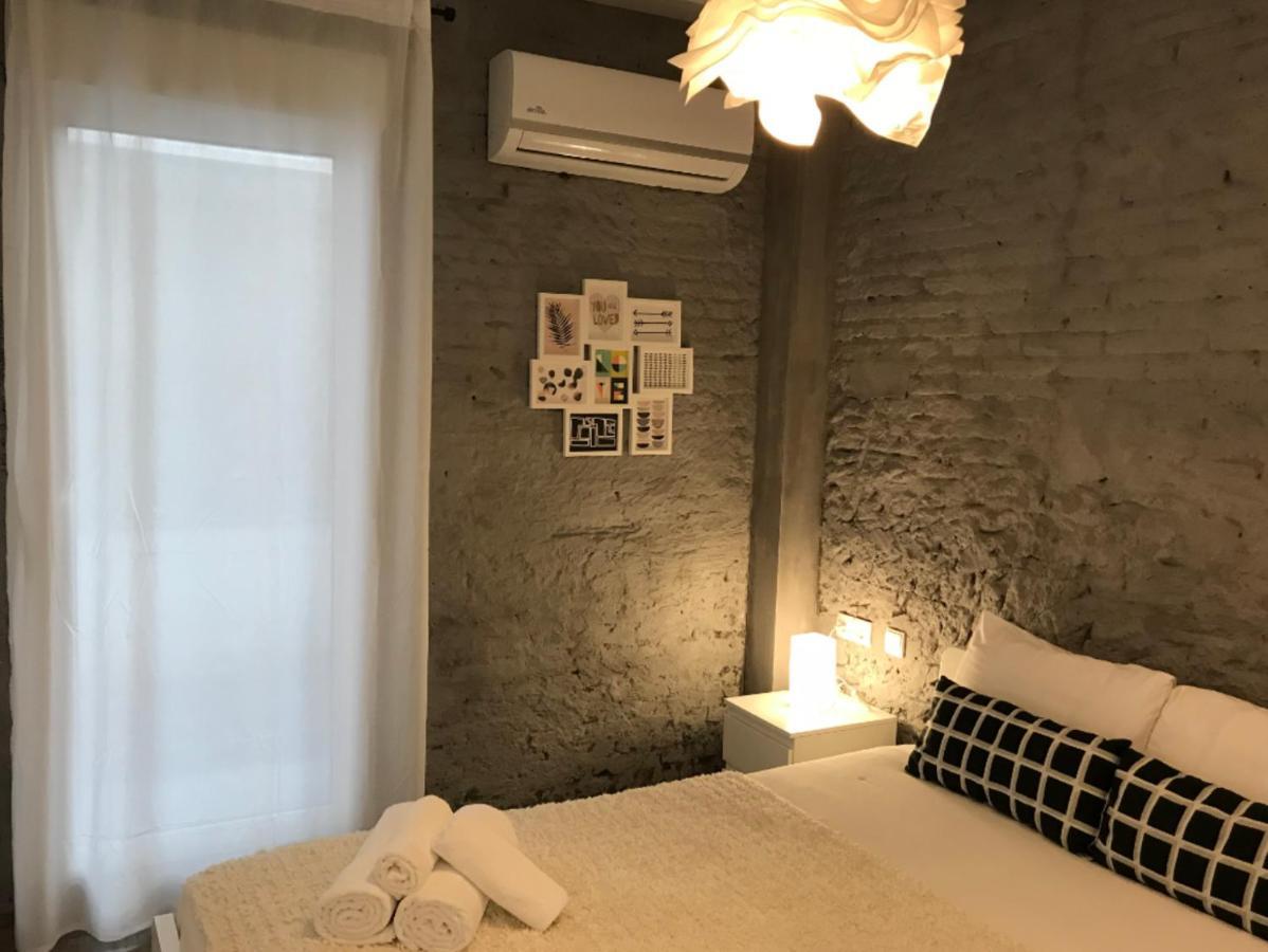 Pequeno Alojamiento Con Mini Piscina - No Climatizada Valencia Eksteriør billede