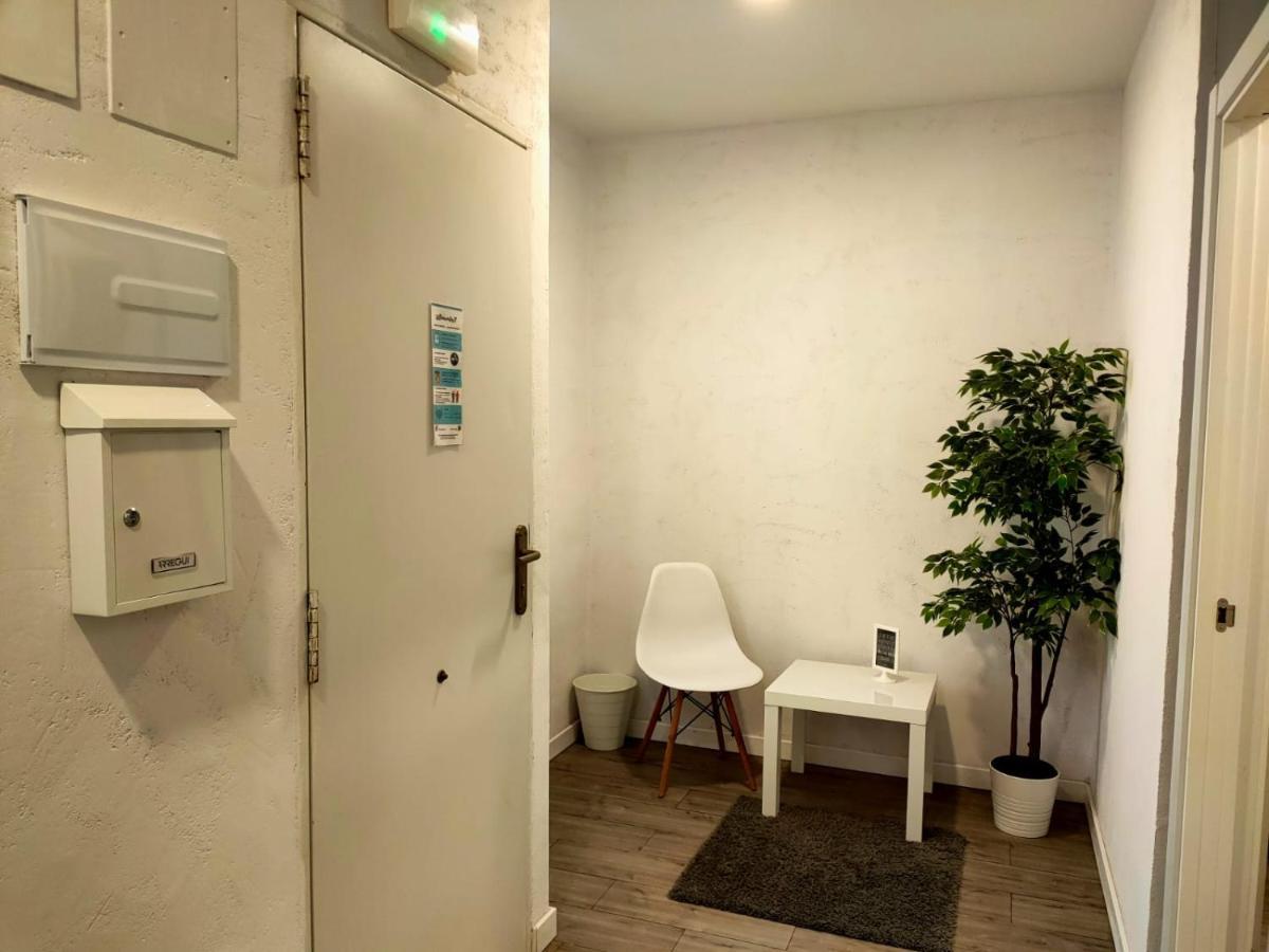 Pequeno Alojamiento Con Mini Piscina - No Climatizada Valencia Eksteriør billede